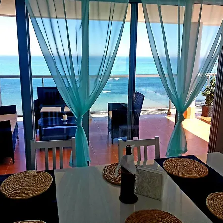 Esparto Apartament *